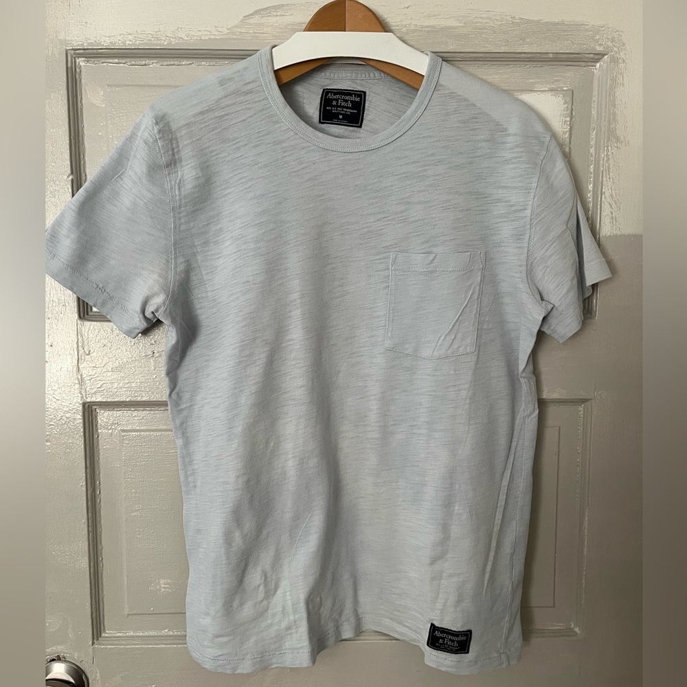 Abercrombie & fitch t shirt
